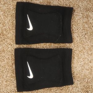Nike Dri-Fit Girls Volleyball Knee Pads, size m/l